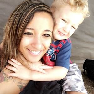 Meet your Posher, Lacey